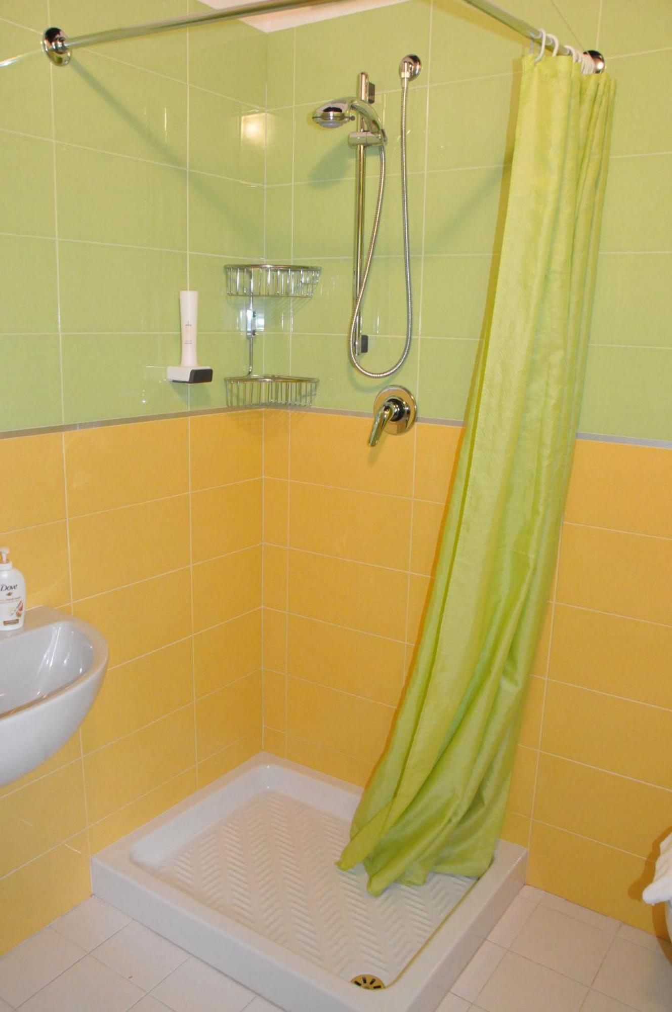 Double Room Private Bathroom