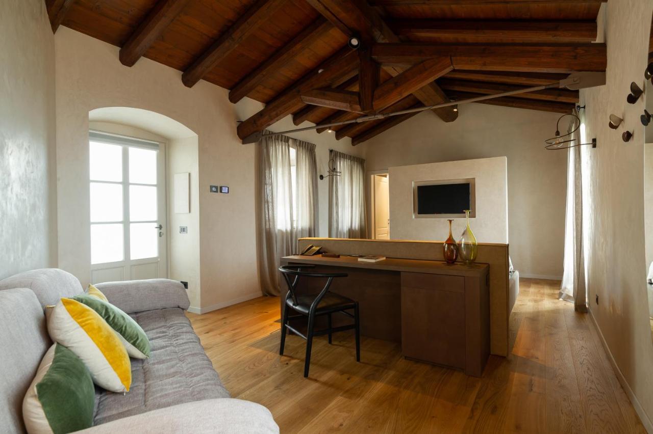 Deluxe Double or Twin Room City View