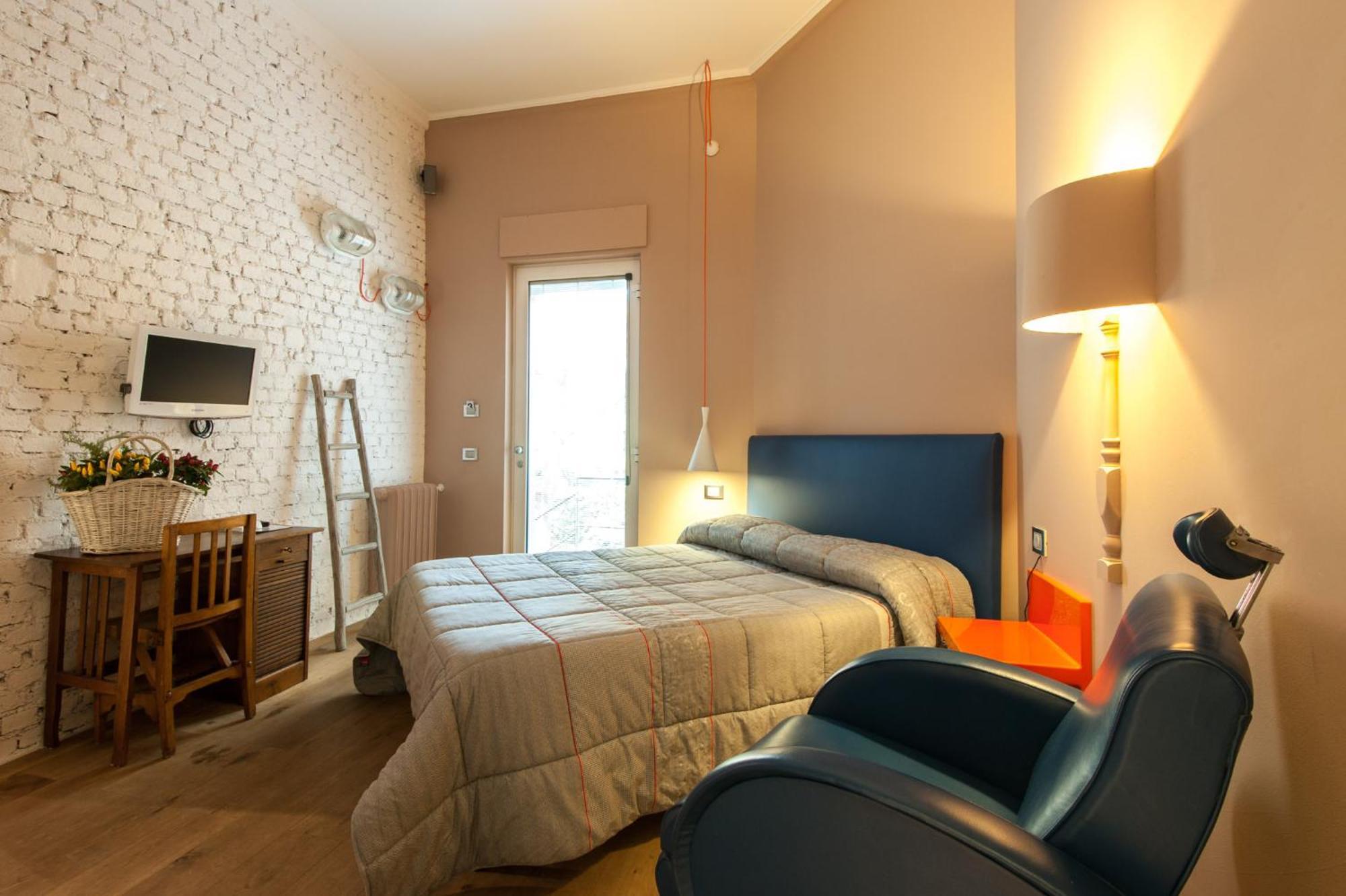 Double Room,1580652935:JPEG
