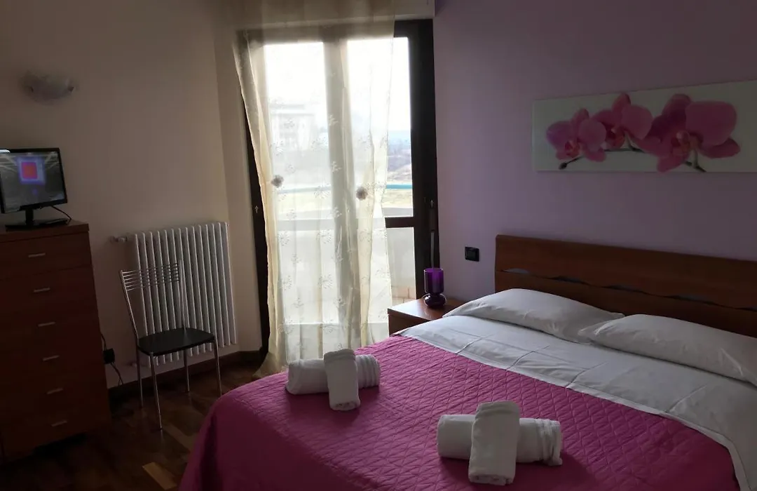B&B Nina-1