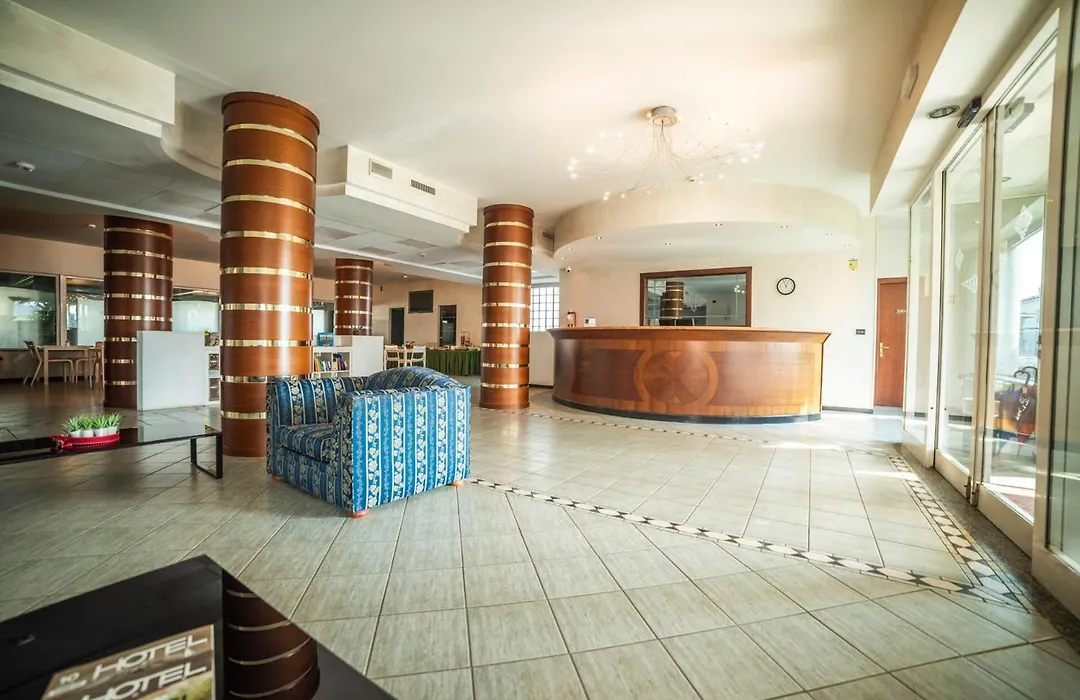Hotel Donizetti-1