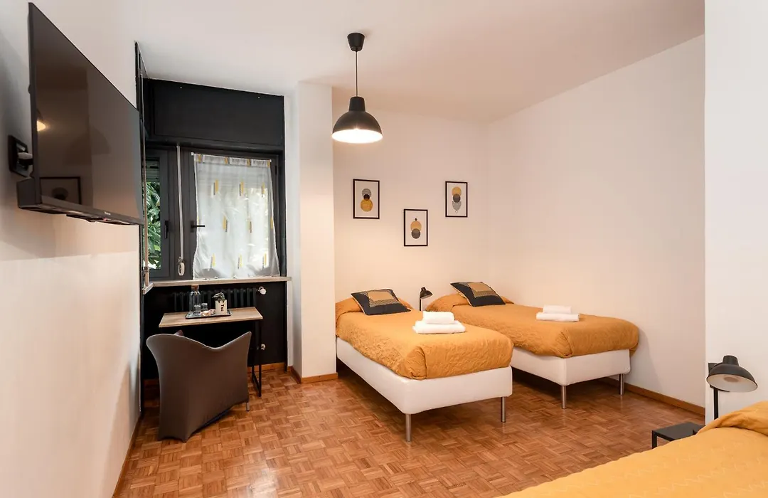 Guesthouse Tree Rooms Industrial-1