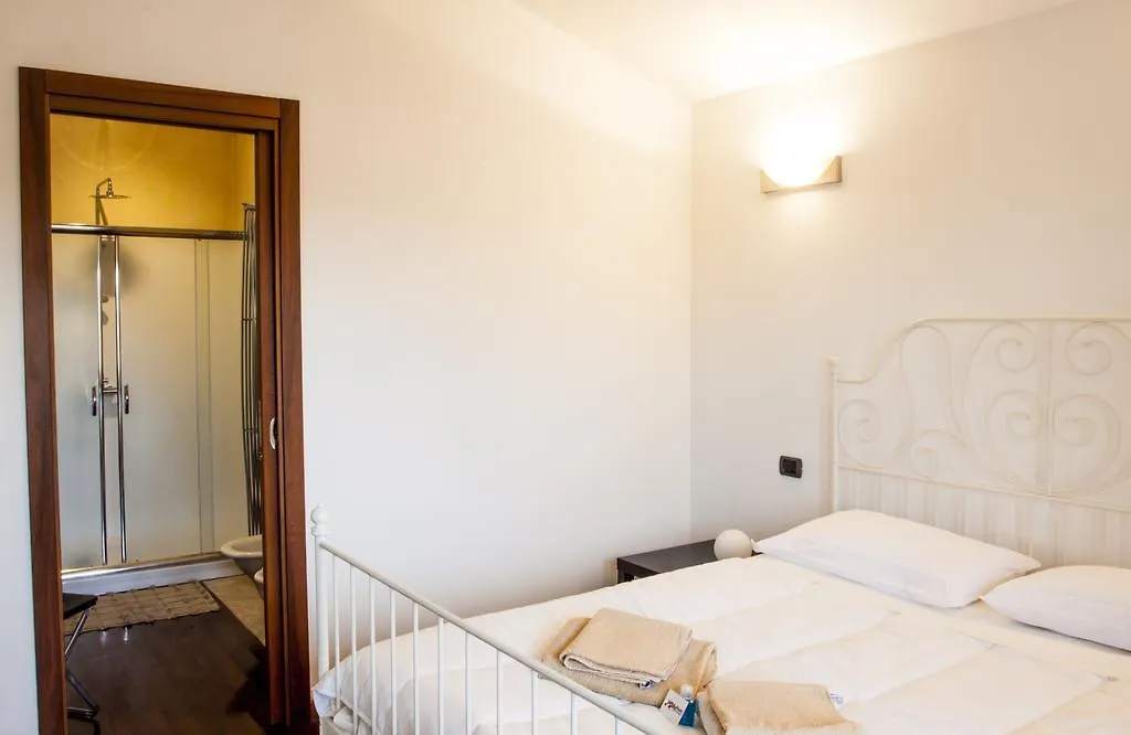 Myroom Guest House-1