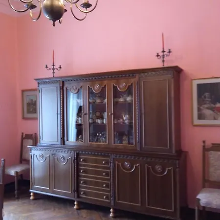 Dany Sweethouse-3