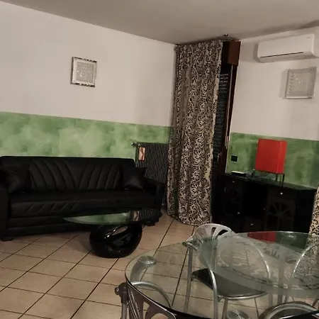Apartment Airport-2