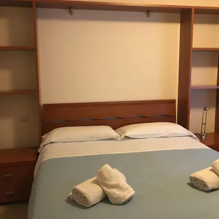 B&B Nina-3