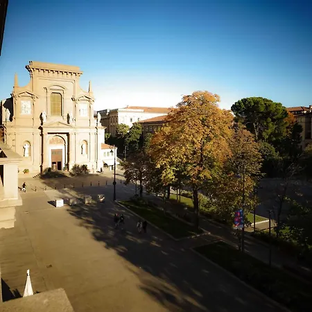 Bergamo Inn 43-3