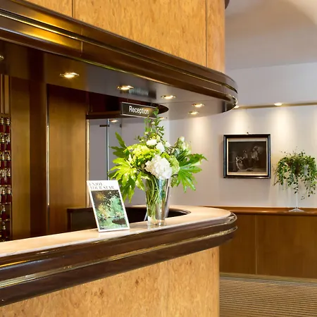Starhotels Cristallo Palace-2