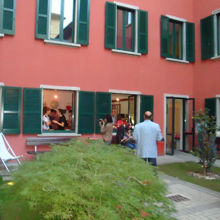 Central Hostel Bg-2