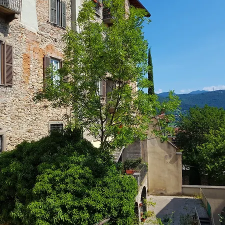Bergamo Alta Guest House-2