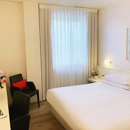 Starhotels Cristallo Palace-3