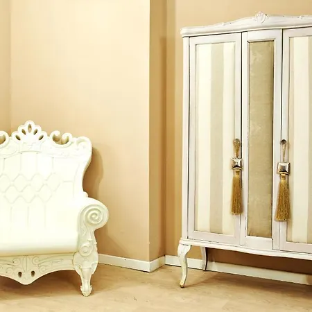 Petite Suite-2