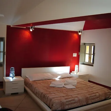 Myroom Suite Center-2