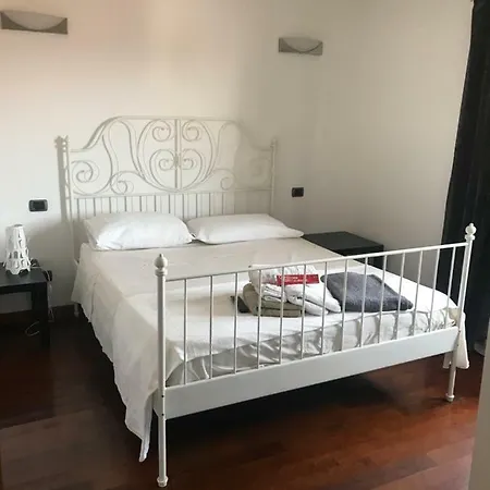 Myroom Guest House-2